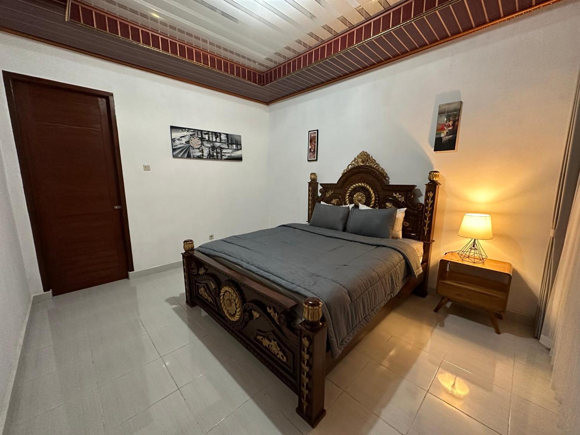 BesakihBali Basuki Retreat Centerアパートメント エクステリア 写真