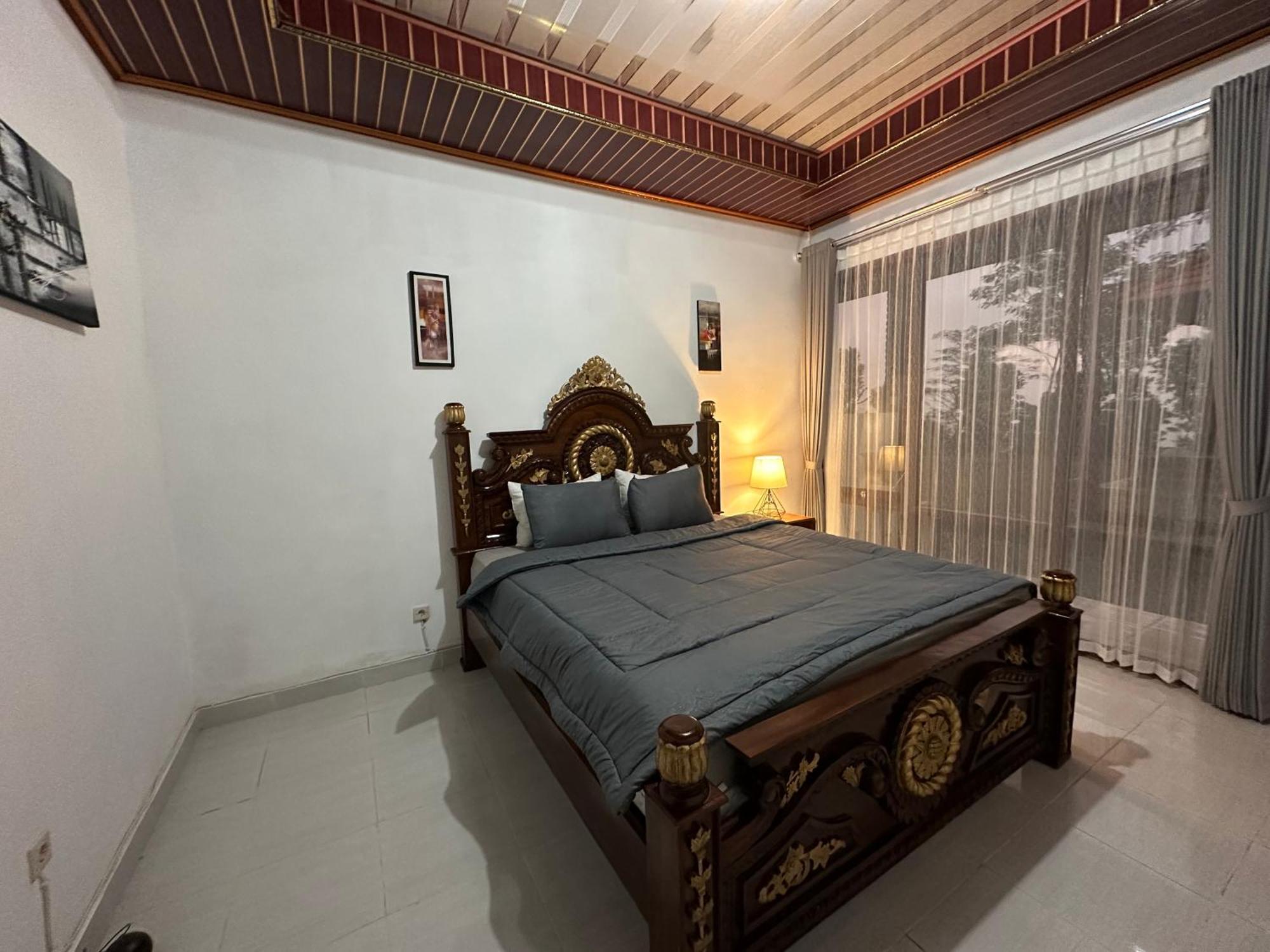 BesakihBali Basuki Retreat Centerアパートメント エクステリア 写真