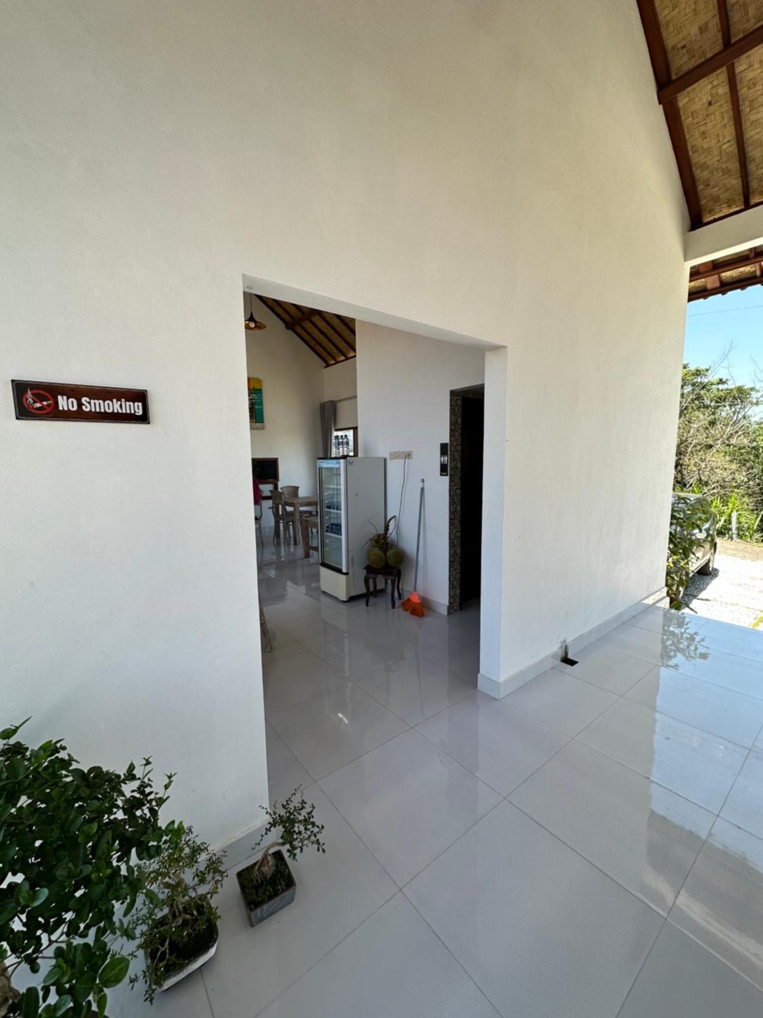 BesakihBali Basuki Retreat Centerアパートメント エクステリア 写真