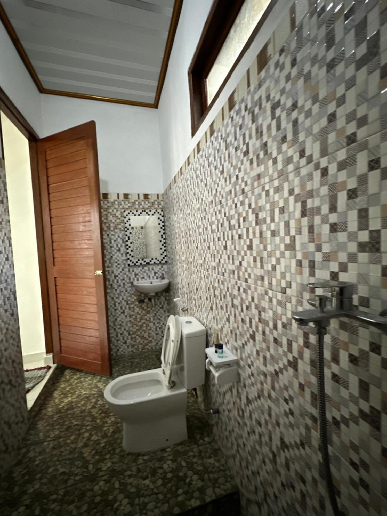 BesakihBali Basuki Retreat Centerアパートメント エクステリア 写真