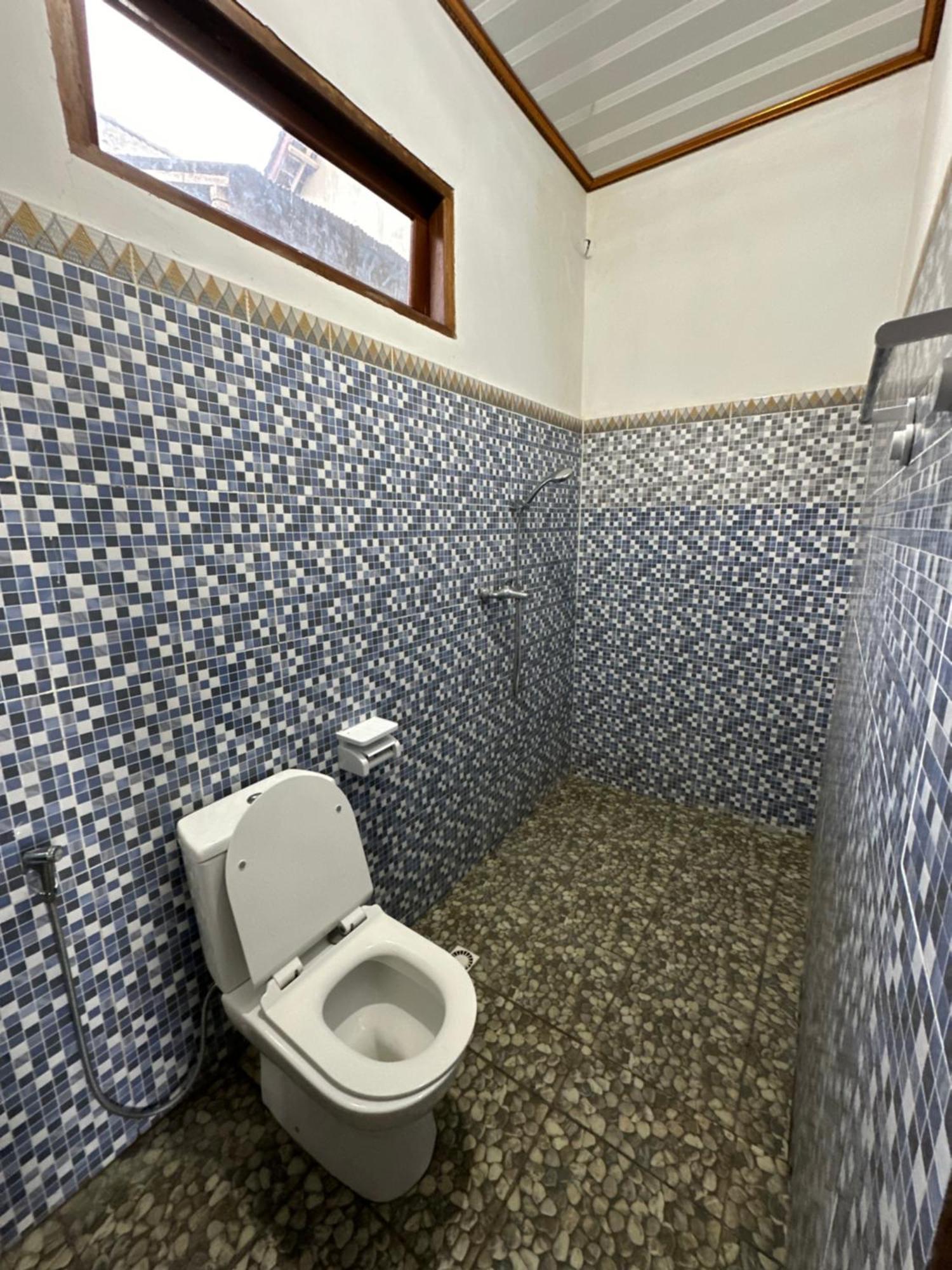 BesakihBali Basuki Retreat Centerアパートメント エクステリア 写真