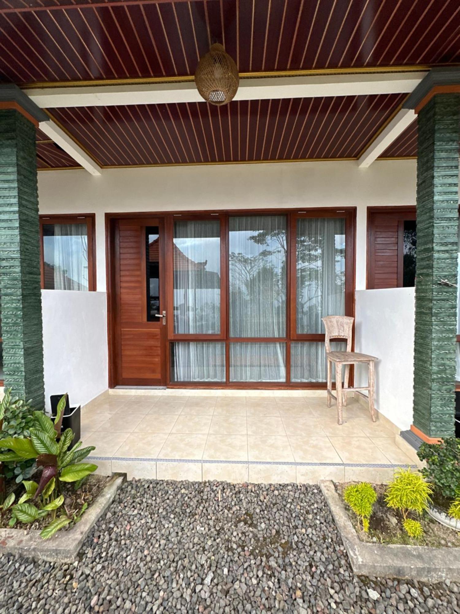 BesakihBali Basuki Retreat Centerアパートメント エクステリア 写真
