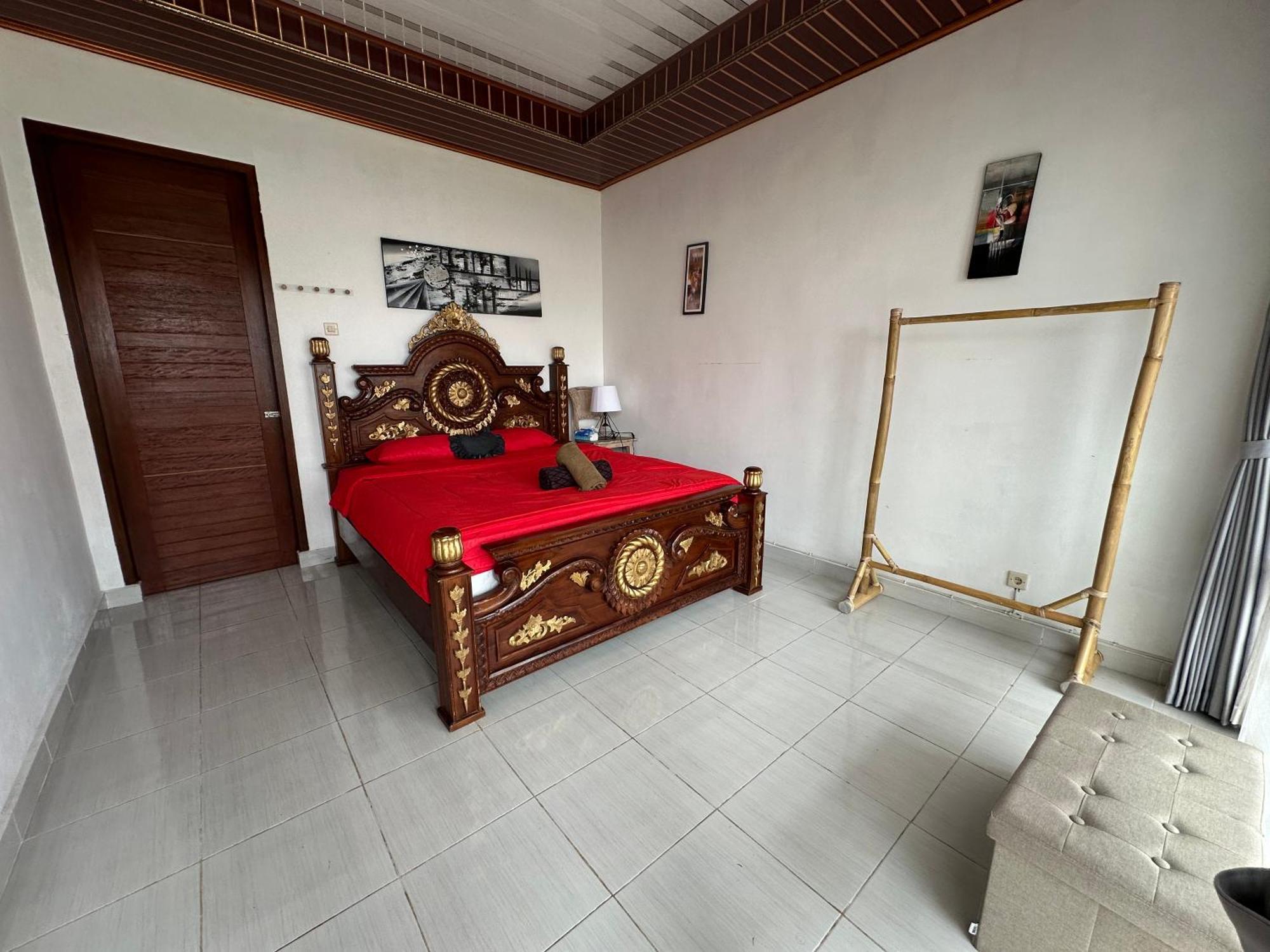 BesakihBali Basuki Retreat Centerアパートメント エクステリア 写真